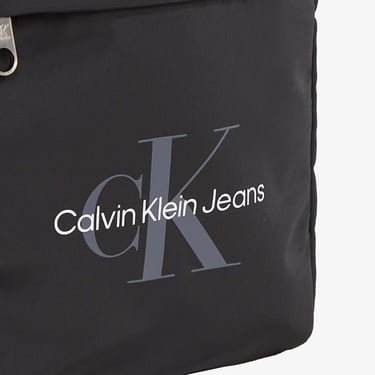  Calvin Klein Sport Essentials Reporter 18 Erkek Siyah El Çantası