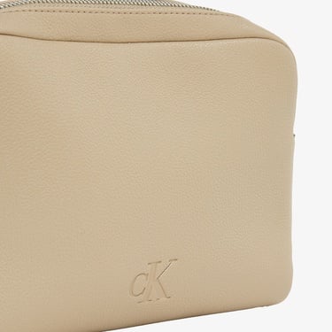  Calvin Klein Ultralight Camera Kadın Bej El Çantası