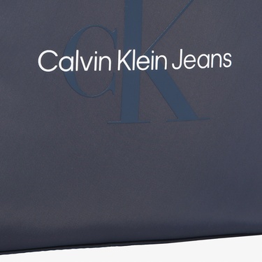  Calvin Klein Sport Essentials Reporter 18 Erkek Mavi El Çantası