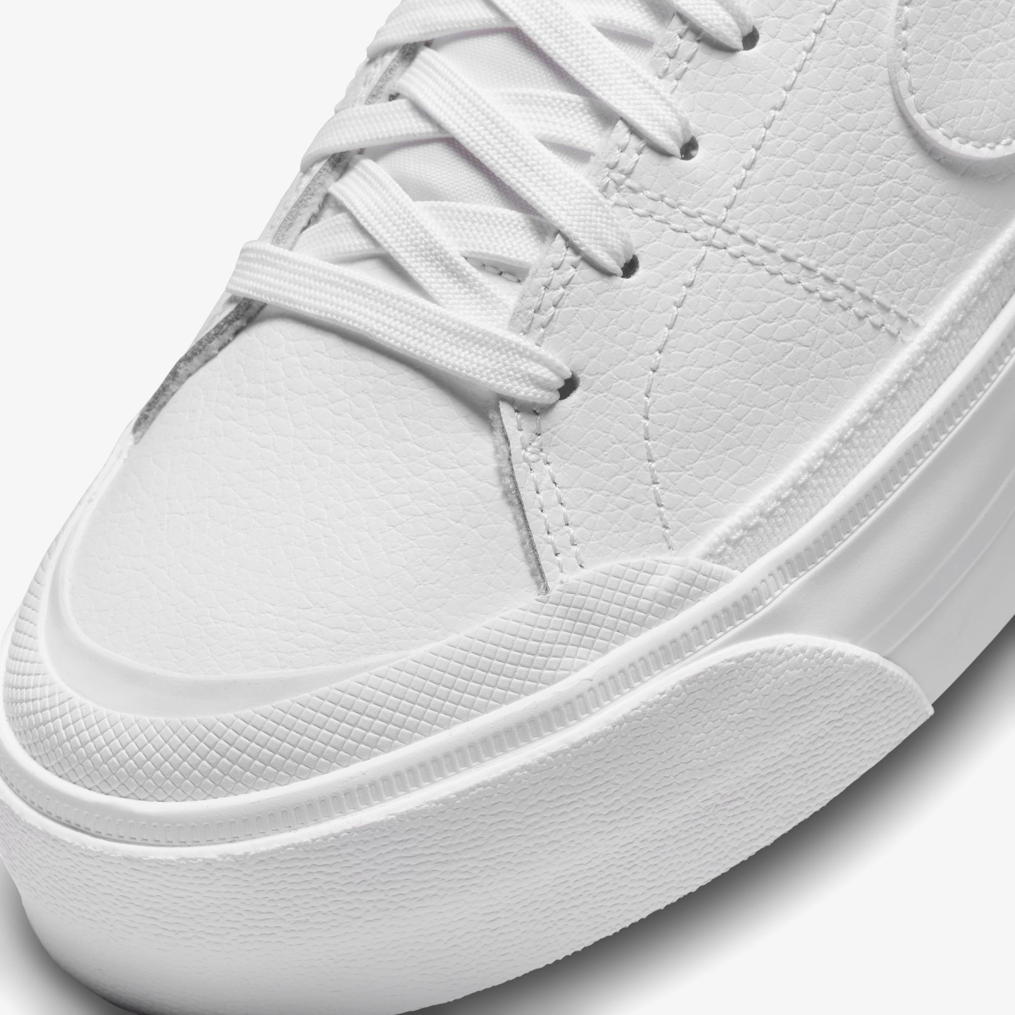 Nike Court Legacy Lift Kadın Beyaz Spor Ayakkabı