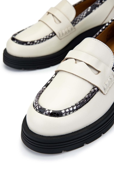  Tamer Tanca Kadın Hakiki Deri Bej Loafer Ayakkabı