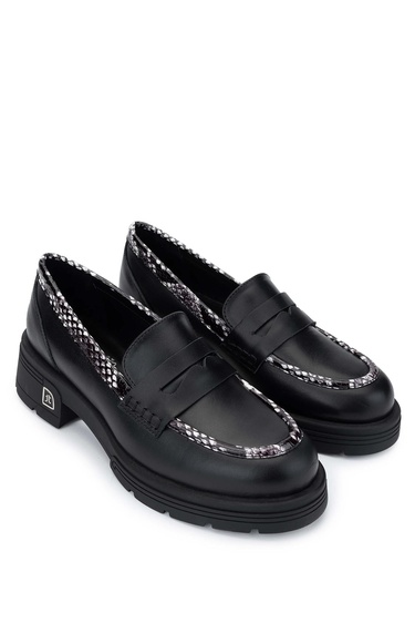  Tamer Tanca Kadın Hakiki Deri Siyah Loafer Ayakkabı