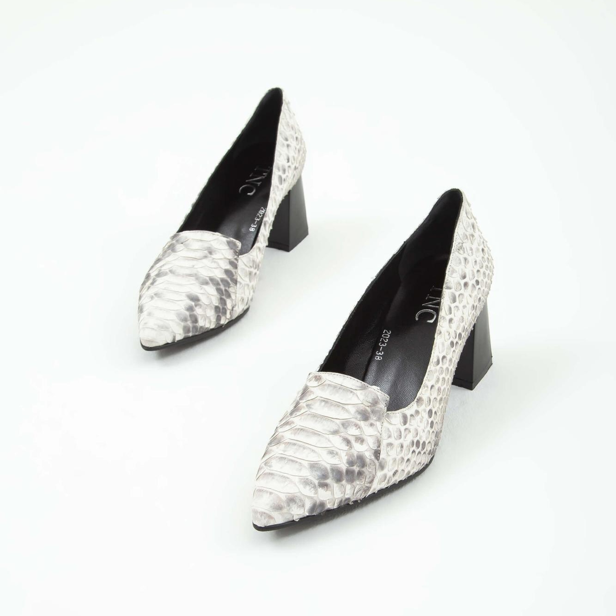 Tamer Tanca Kadın Hakiki Deri Bej Klasik Ayakkabı