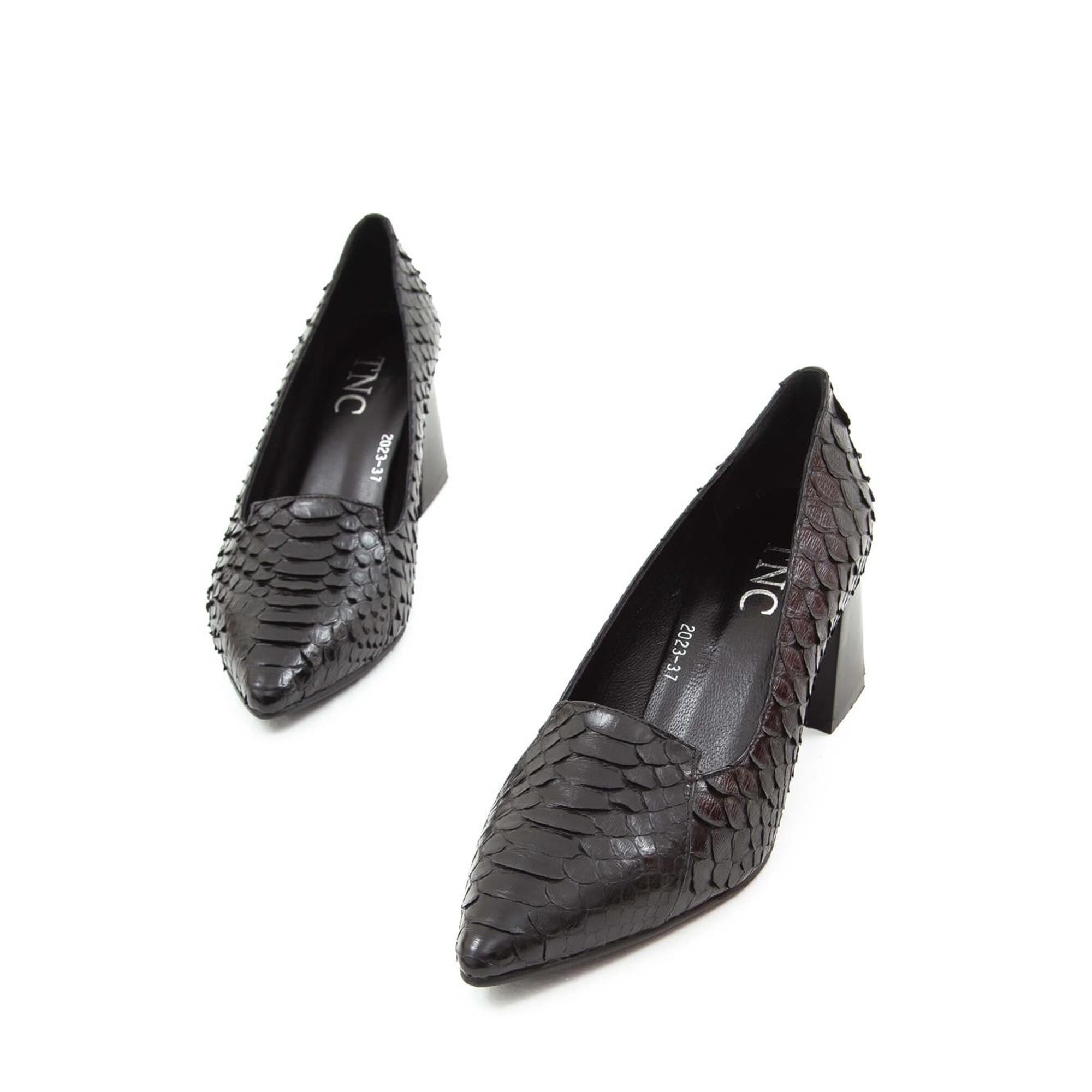 Tamer Tanca Kadın Hakiki Deri Siyah Klasik Ayakkabı