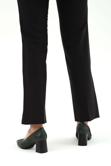  Tamer Tanca Kadın Hakiki Deri Yeşil Yılan Klasik Ayakkabı