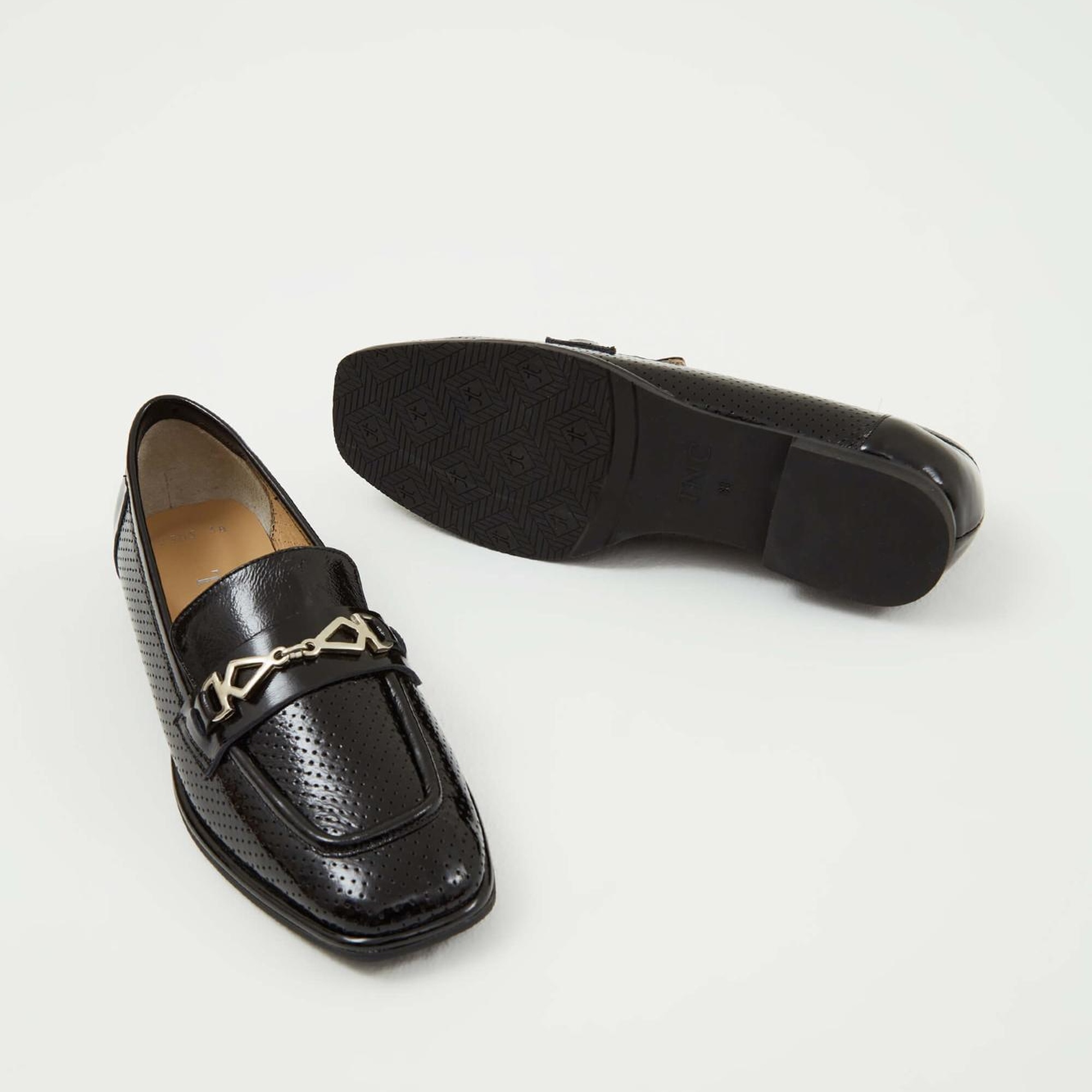 Tamer Tanca Kadın Hakiki Deri Siyah Rugan Makosen Ayakkabı