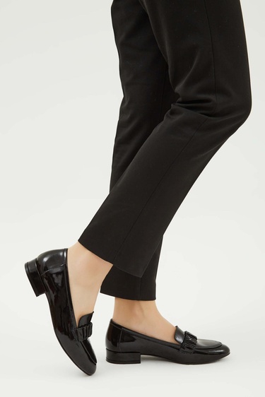  Tamer Tanca Kadın Hakiki Deri Siyah Rugan Makosen Ayakkabı