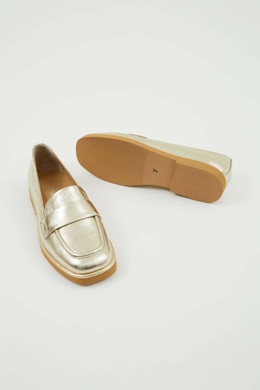  Tamer Tanca Kadın Hakiki Deri Altın Makosen Ayakkabı