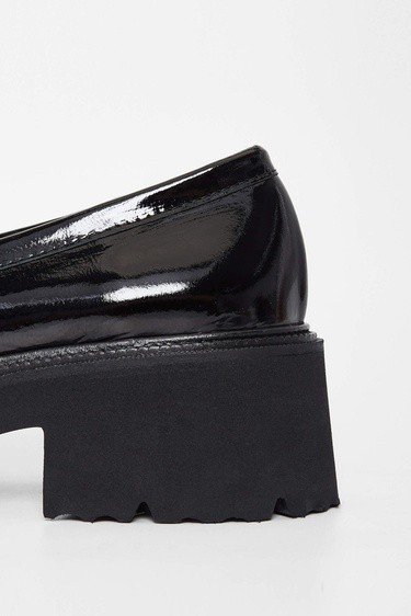  Tamer Tanca Kadın Hakiki Deri Siyah Rugan Loafer Ayakkabı