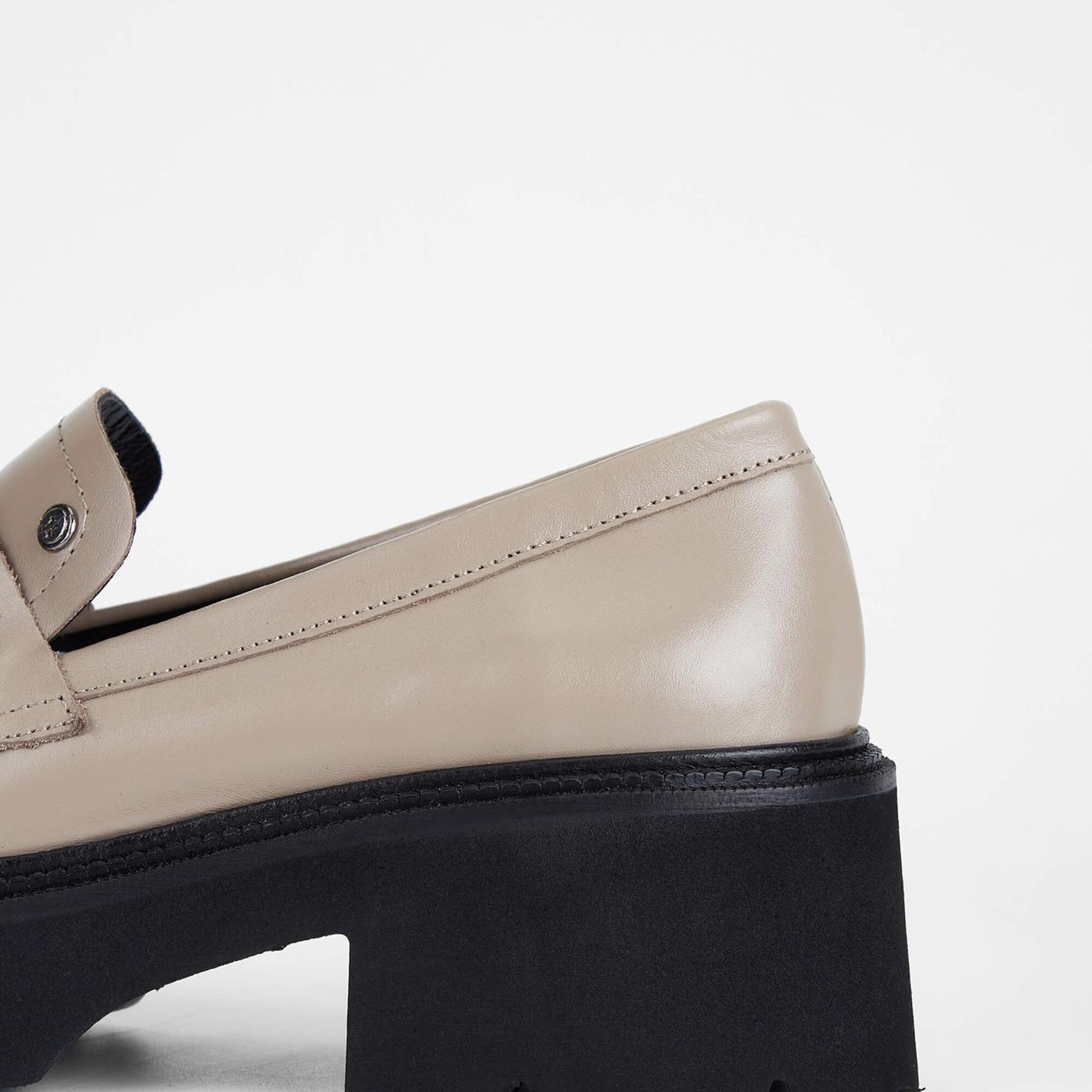 Tamer Tanca Kadın Hakiki Deri Vizon Loafer Ayakkabı