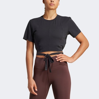  adidas Classic Kadın Siyah Antrenman T-Shirt