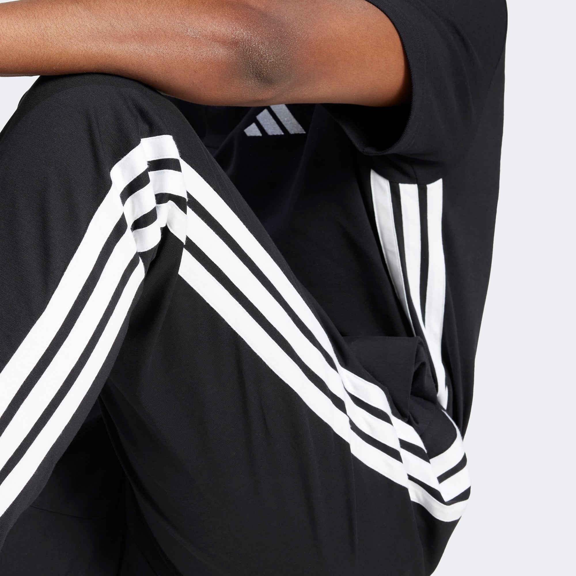 adidas Essentials 3 Stripes Single Erkek Siyah Eşofman Altı