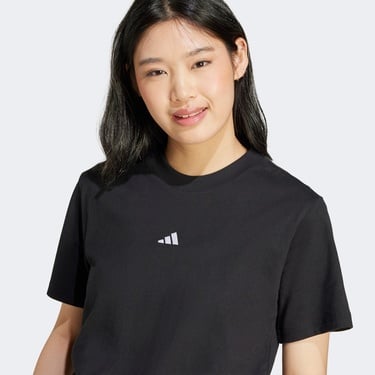  adidas Essentials Small Logo Cotton Kadın Siyah T-Shirt
