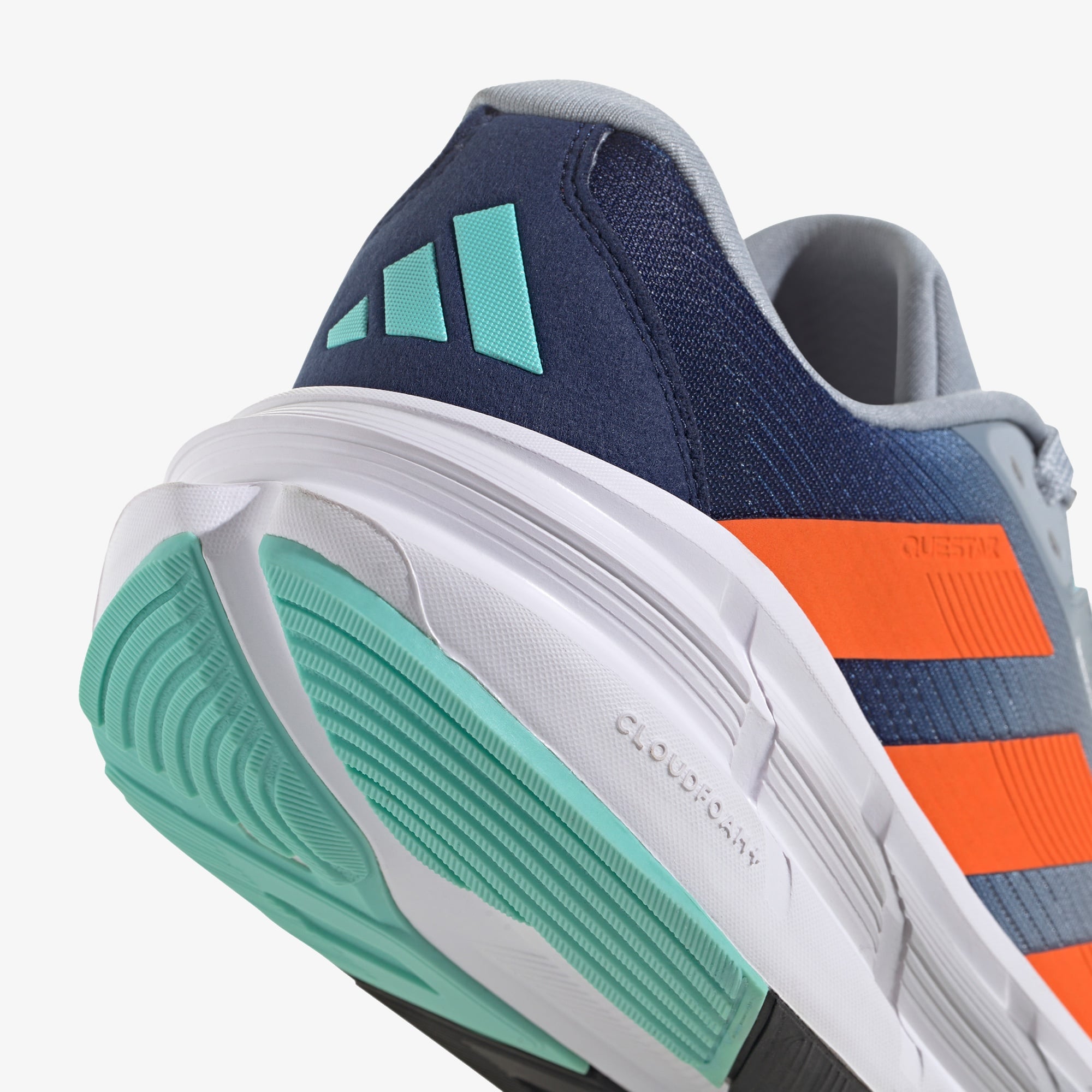 adidas Questar 3 Erkek Gri Koşu Ayakkabısı