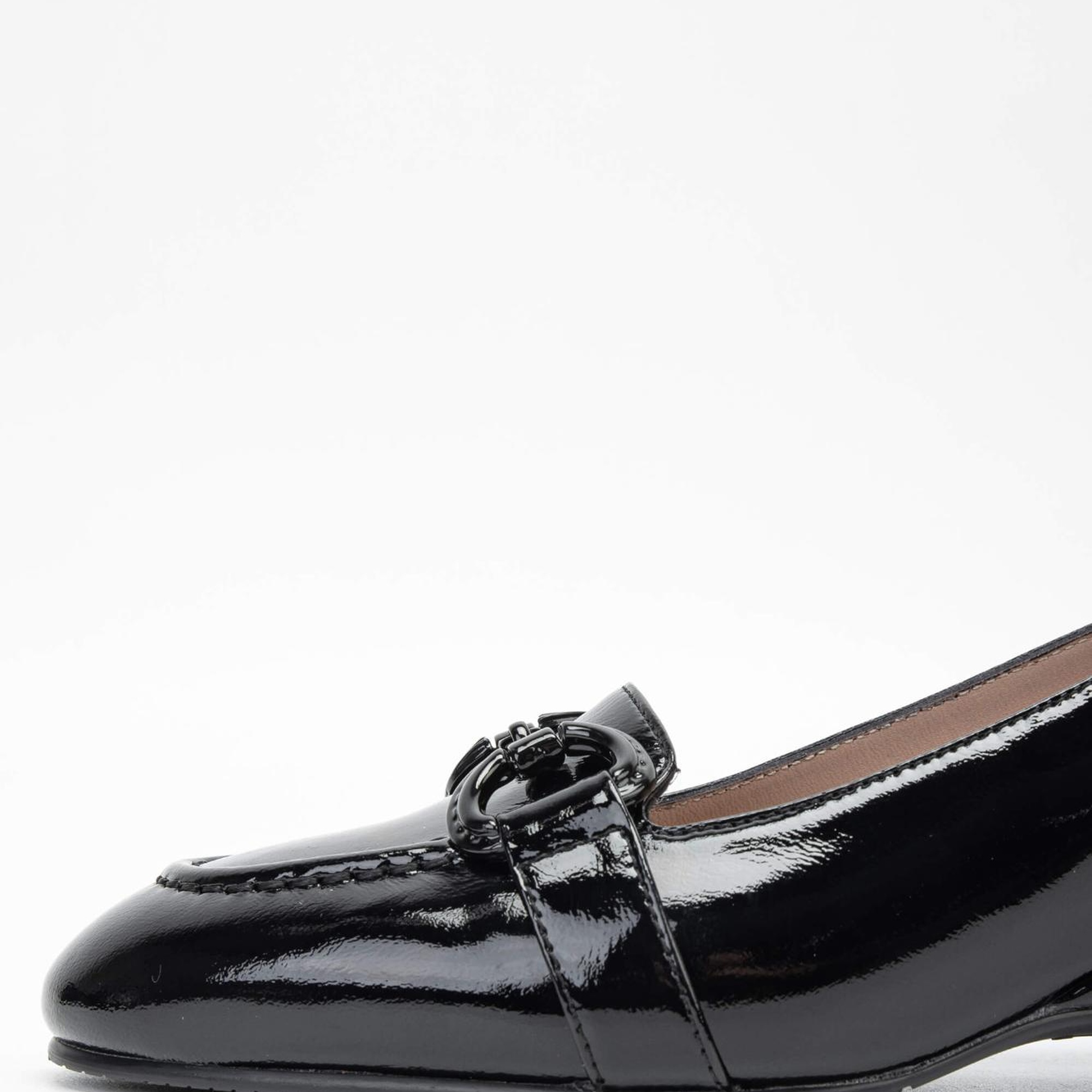 Tamer Tanca Kadın Hakiki Deri Siyah Rugan Klasik Ayakkabı