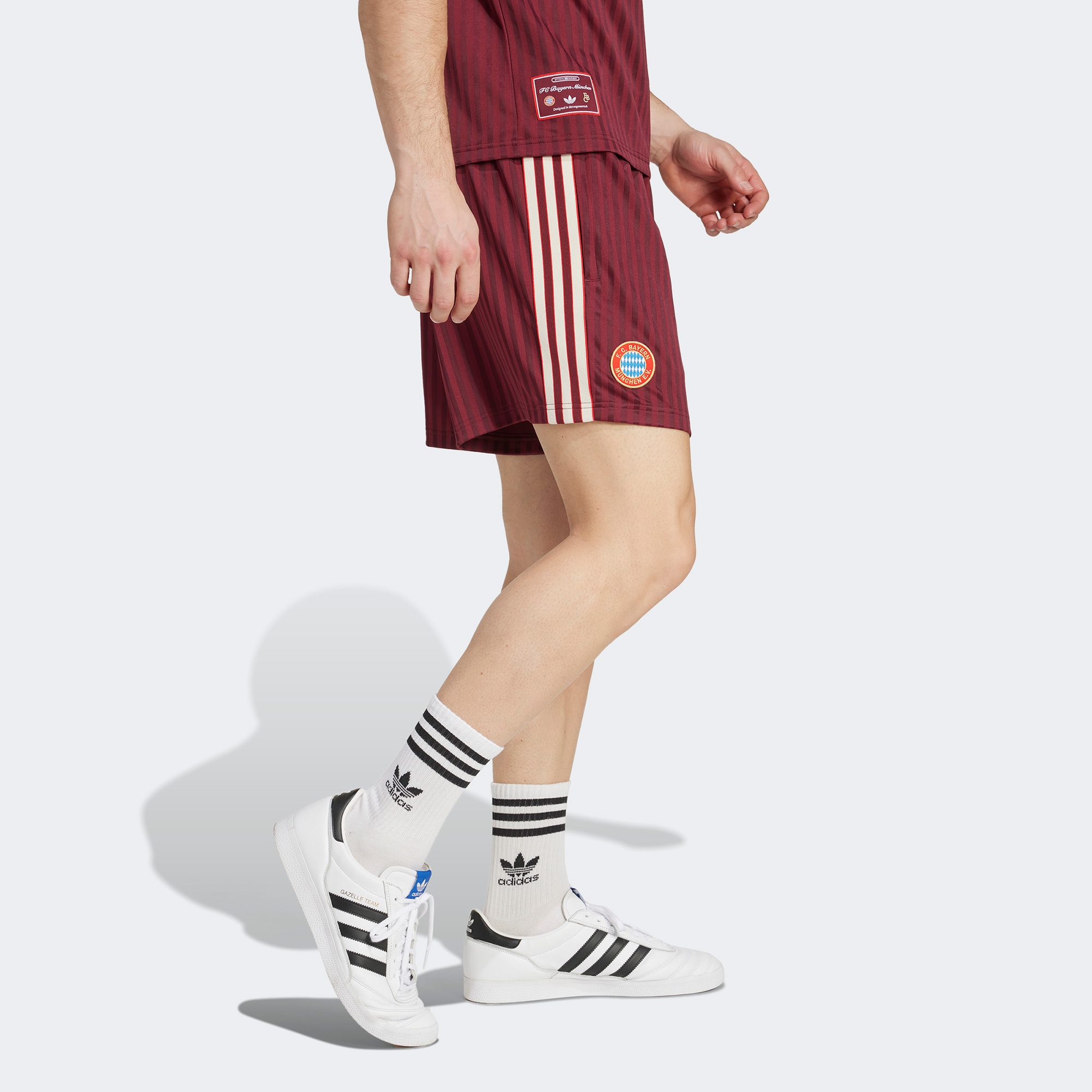 adidas Bayern Munich Erkek Kırmızı Futbol Şortu