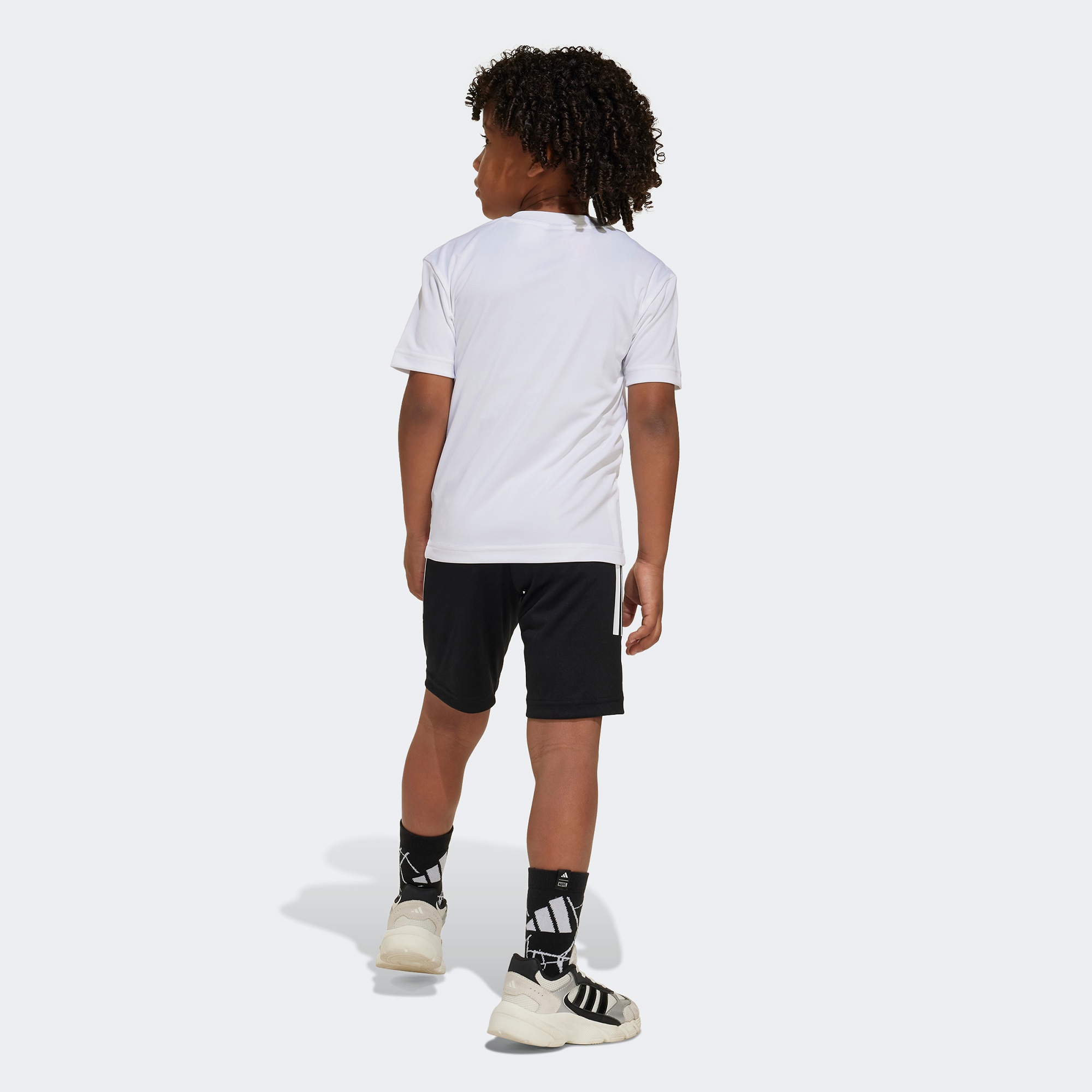 adidas X Marvel Spiderman Çocuk Beyaz/Siyah Şort Takımı