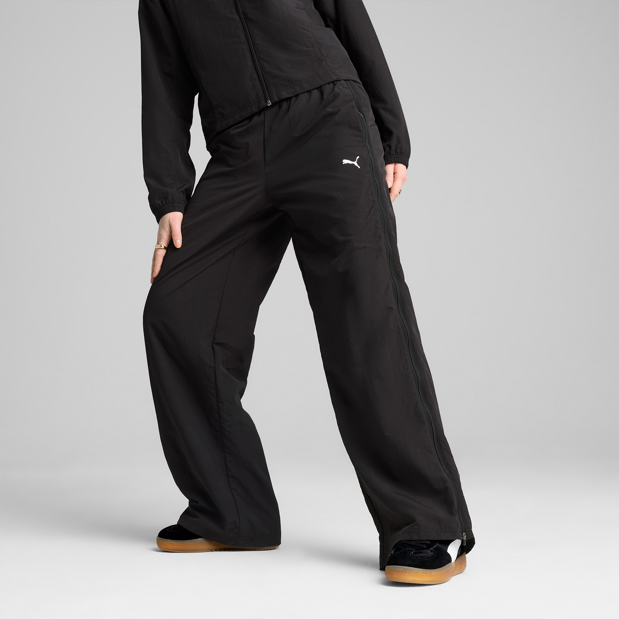 Puma Dare To Relaxed Geniş Kesim Dokuma Kadın Siyah Eşofman Altı