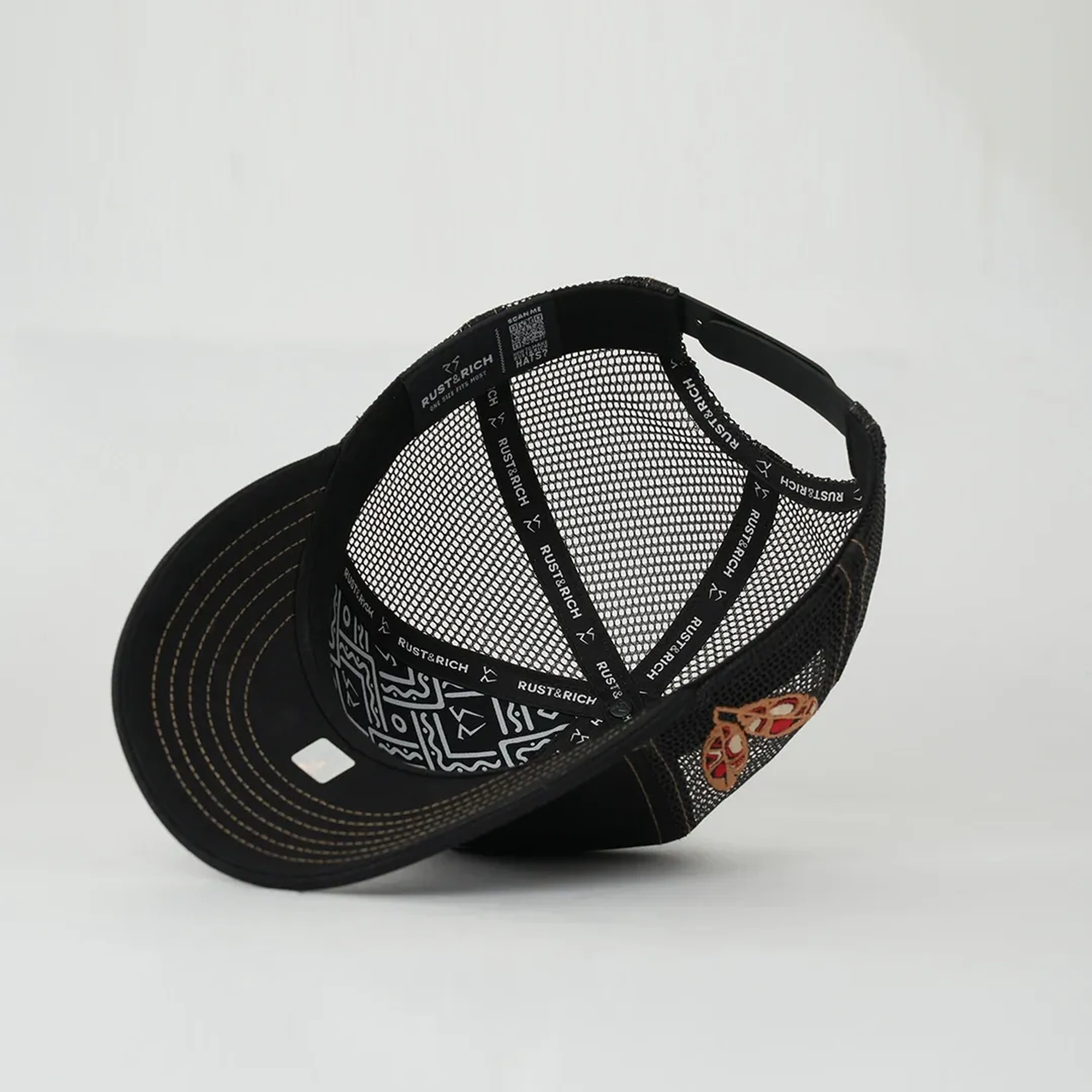 RustandRich Kadın Erkek Siyah/Gold Baseball Şapka-The Indians Collection-Red Indian