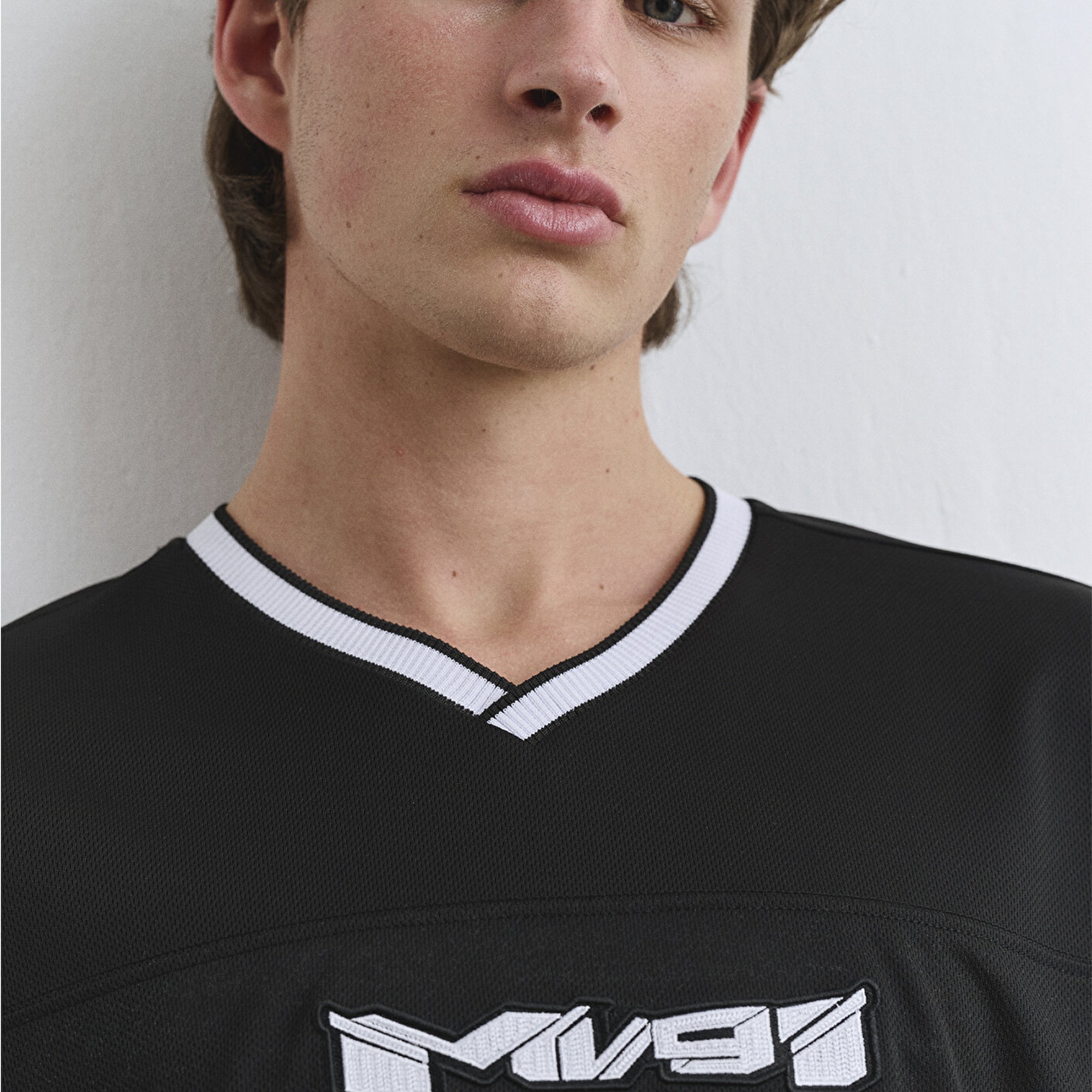 Mavi MV91 Nakış Siyah Forma Tişört Boxy Fit 0612577-900