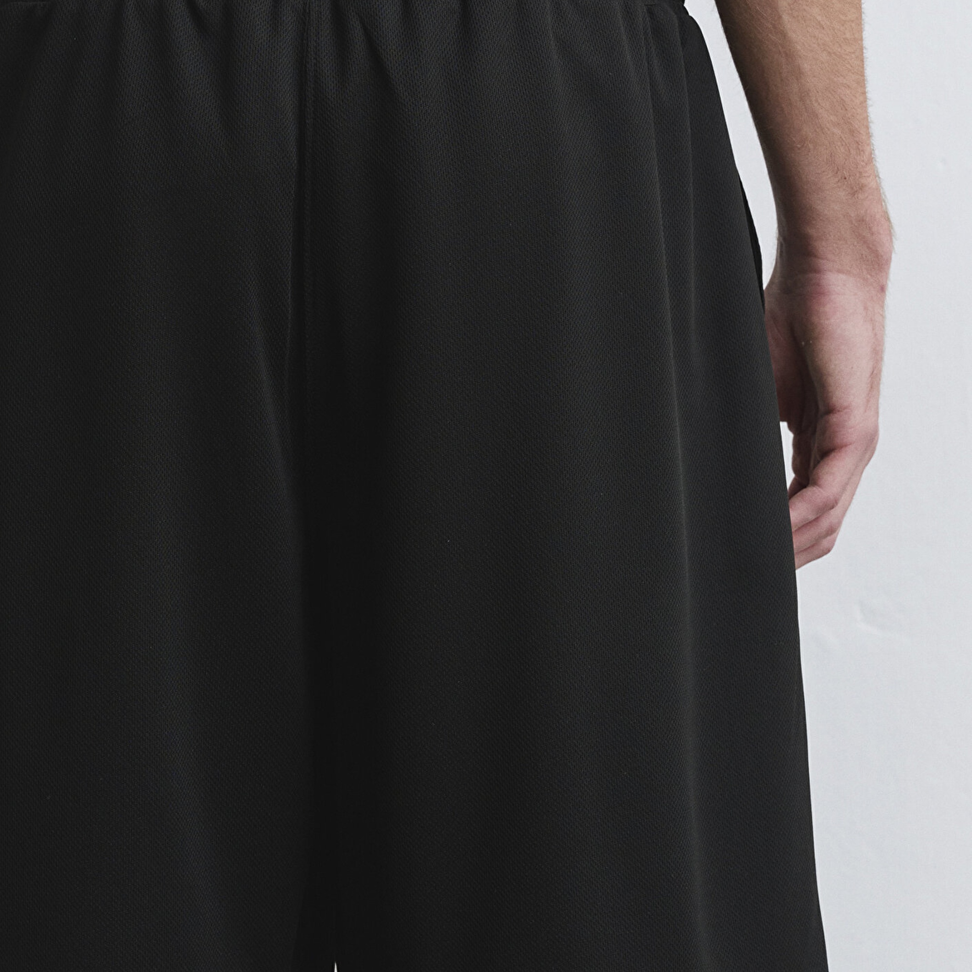 Mavi MV91 Logo Baskılı Siyah Forma Şort 0410245-900