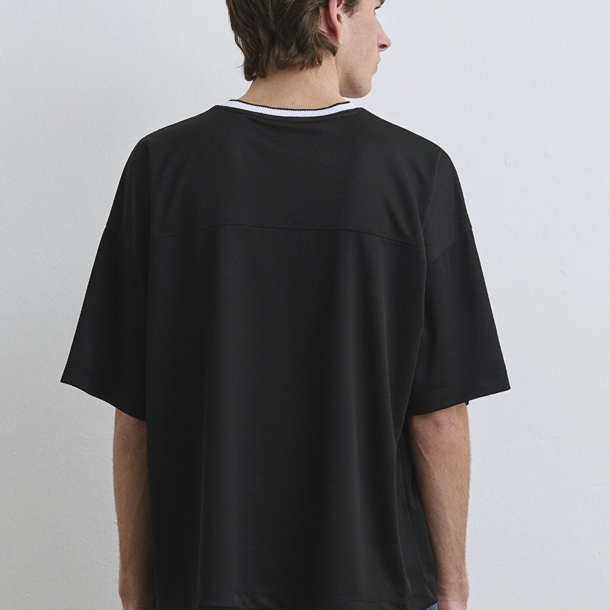 Mavi MV91 Nakış Siyah Forma Tişört Boxy Fit 0612577-900