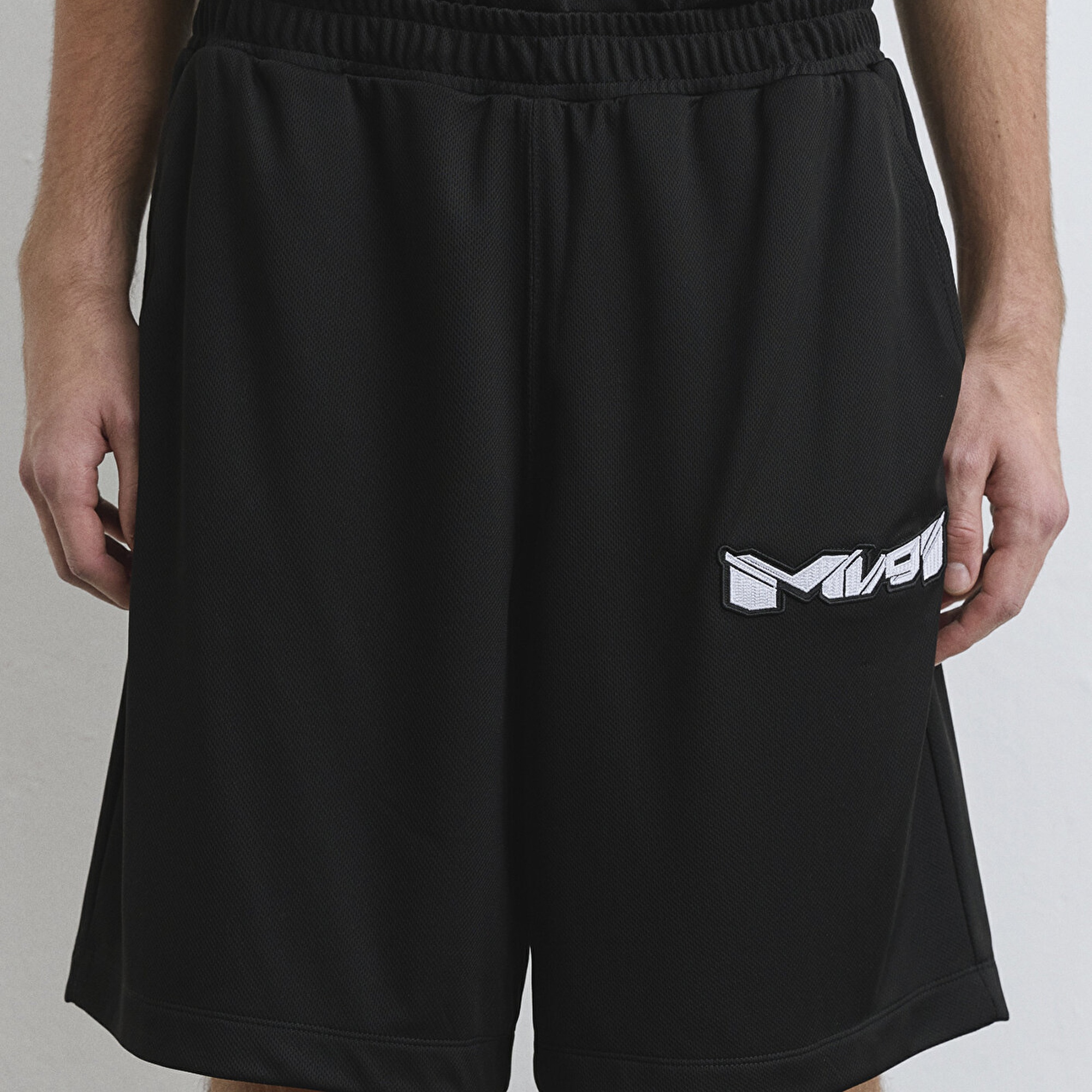 Mavi MV91 Logo Baskılı Siyah Forma Şort 0410245-900