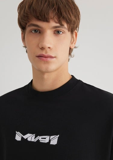  Mavi MV91 Nakış Detaylı Siyah Tişört Boxy Fit 0612576-900