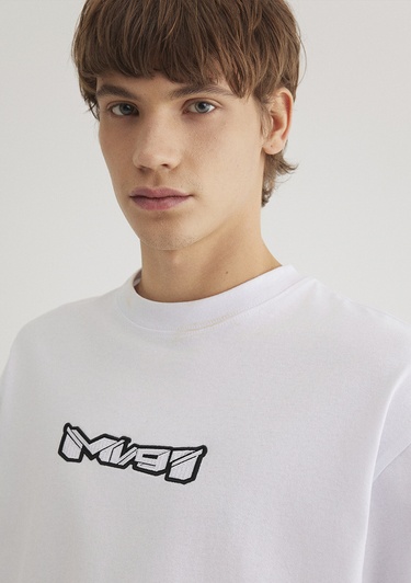  Mavi MV91 Nakış Detaylı Beyaz Tişört Boxy Fit 0612576-620