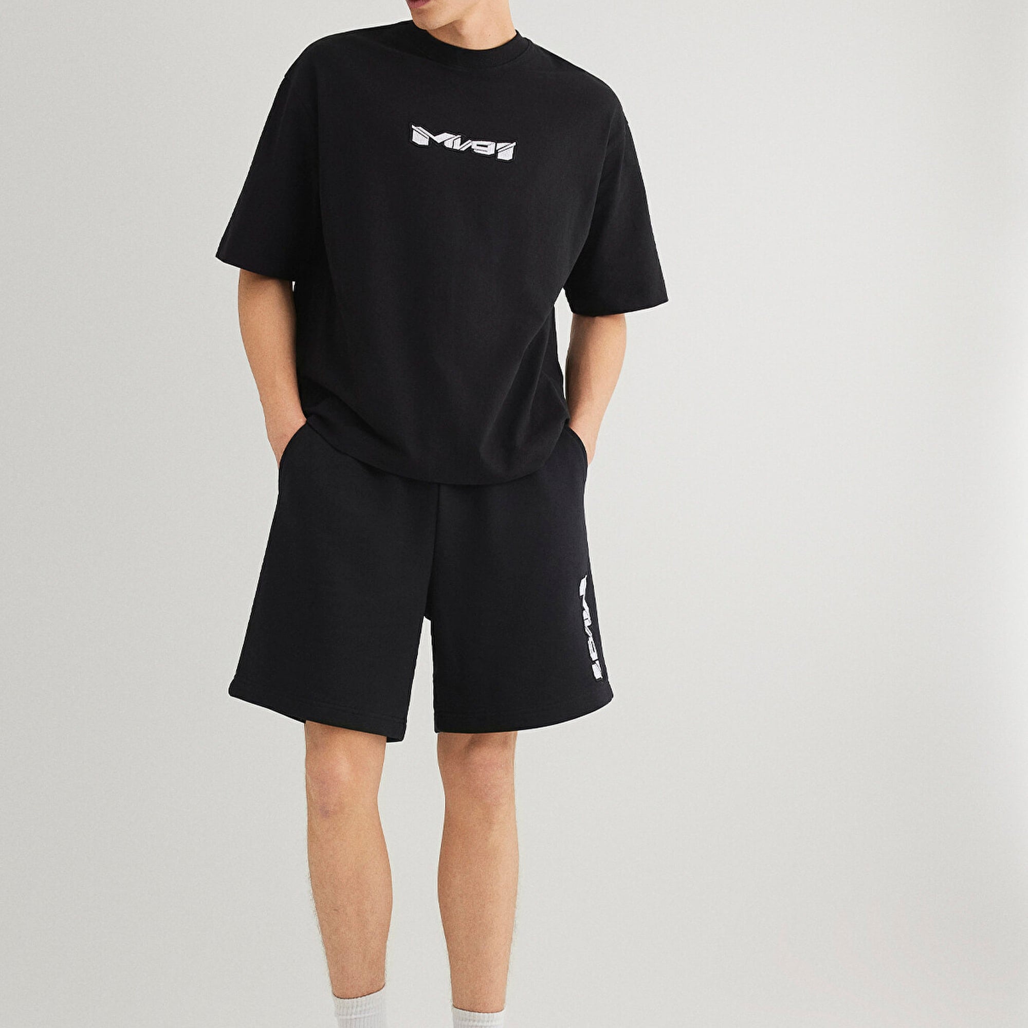 Mavi MV91 Nakış Logo Baskılı Siyah Şort 0410244-900