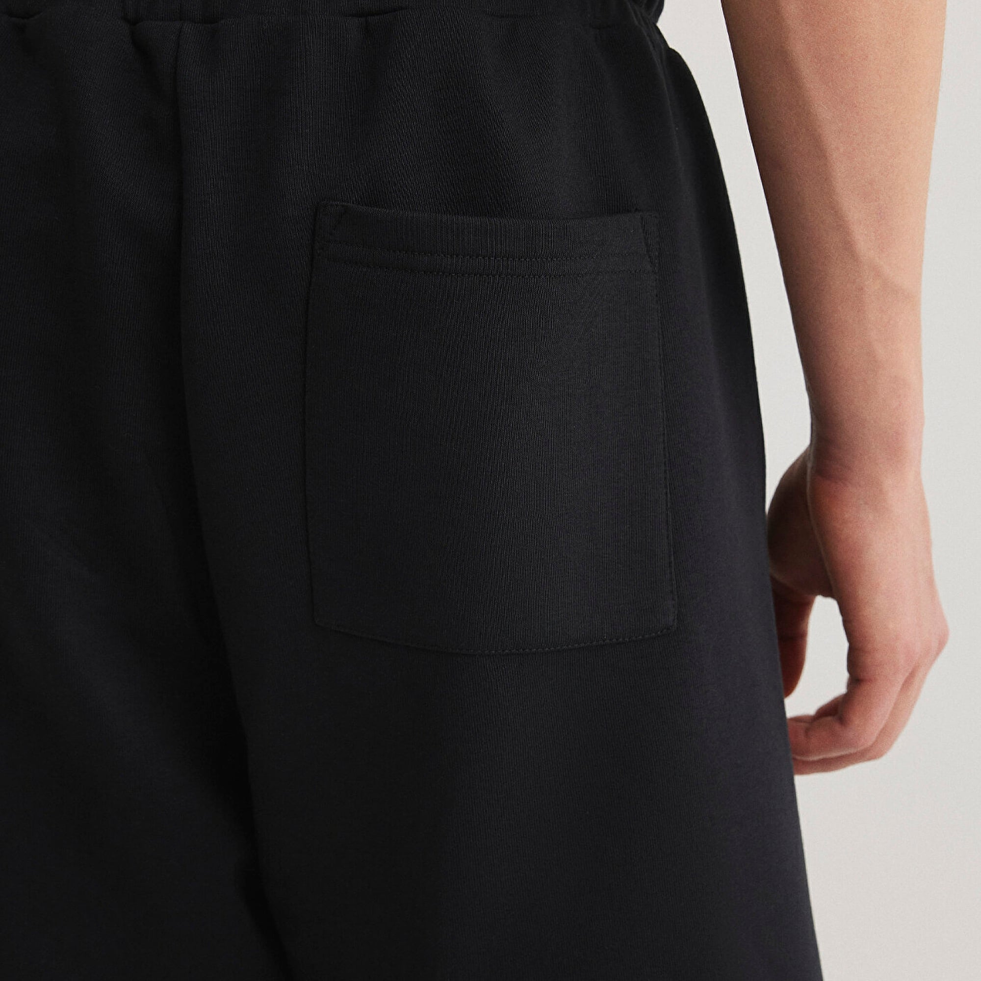 Mavi MV91 Nakış Logo Baskılı Siyah Şort 0410244-900