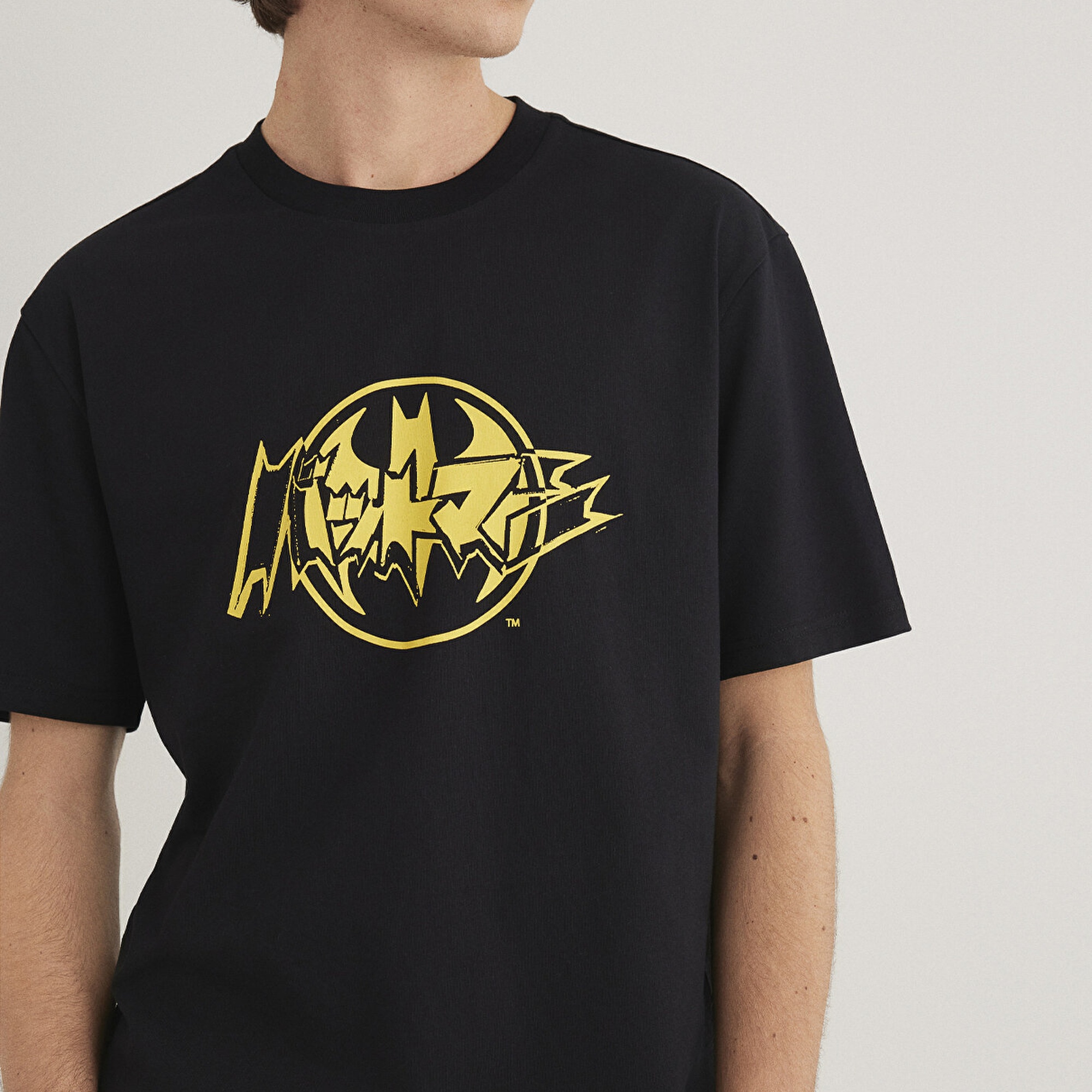 Mavi Batman Baskılı Siyah Tişört Loose Fit / Bol Rahat Kesim 0612567-900