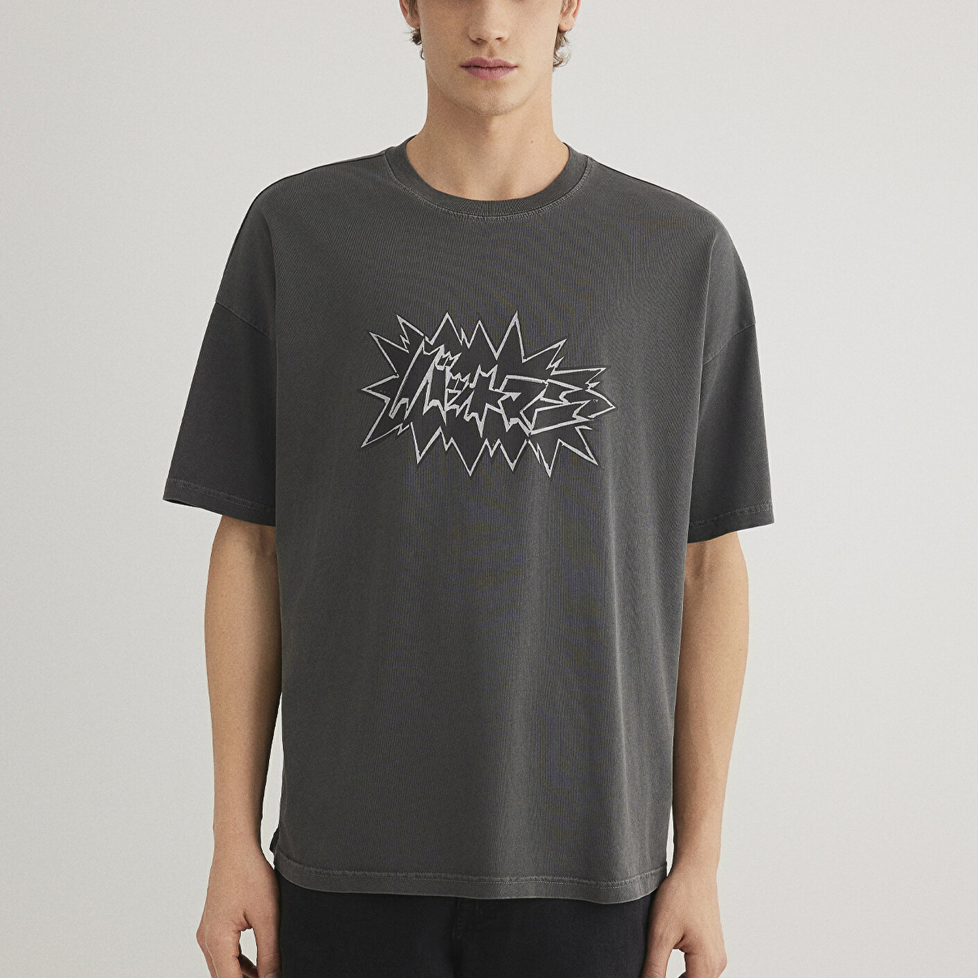 Mavi Batman Baskılı Antrasit Tişört Oversize / Geniş Kesim 0612569-900