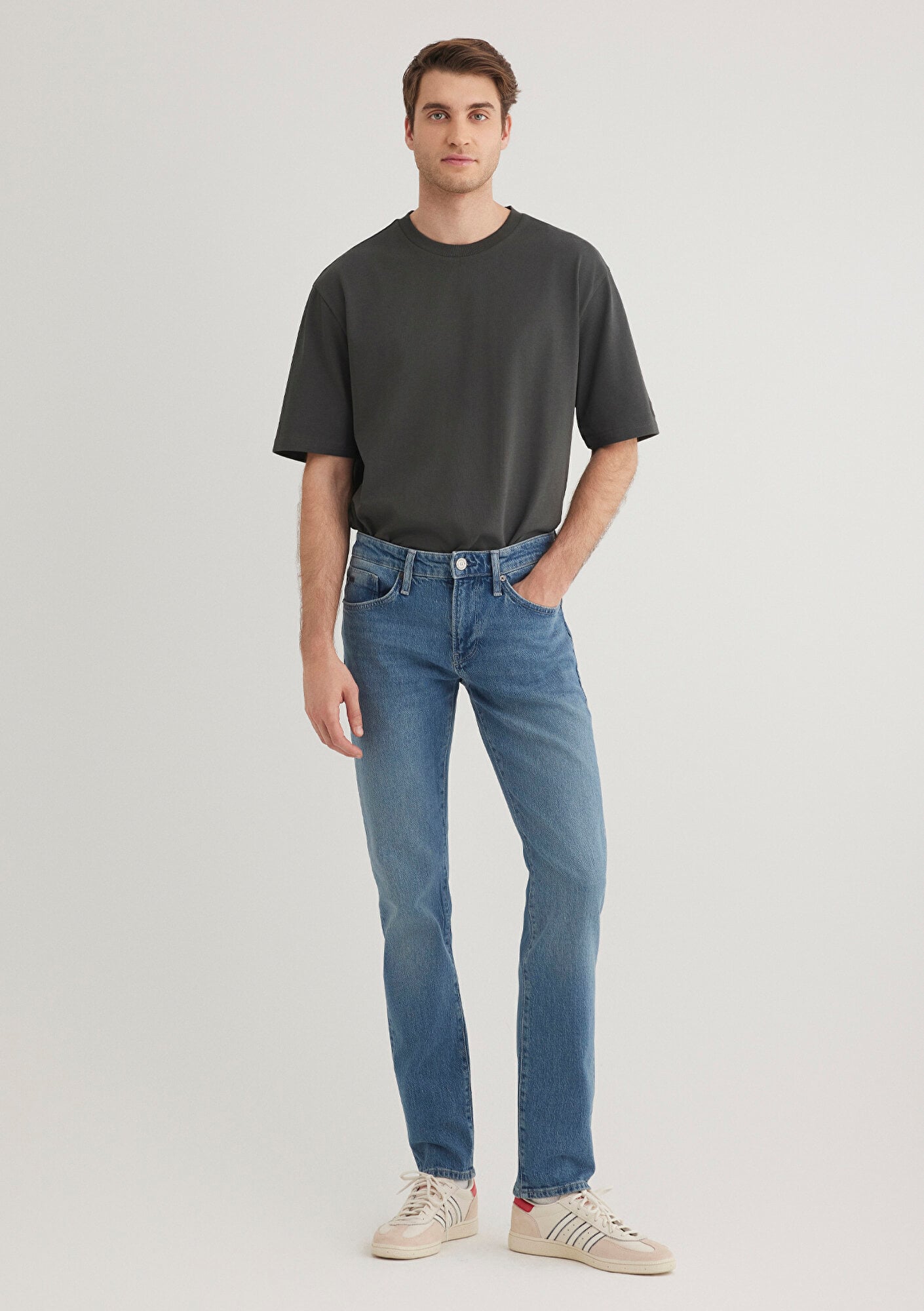  Mavi Jake Classic Denim Gölgeli İndigo Mavisi Jean Pantolon 0042289276