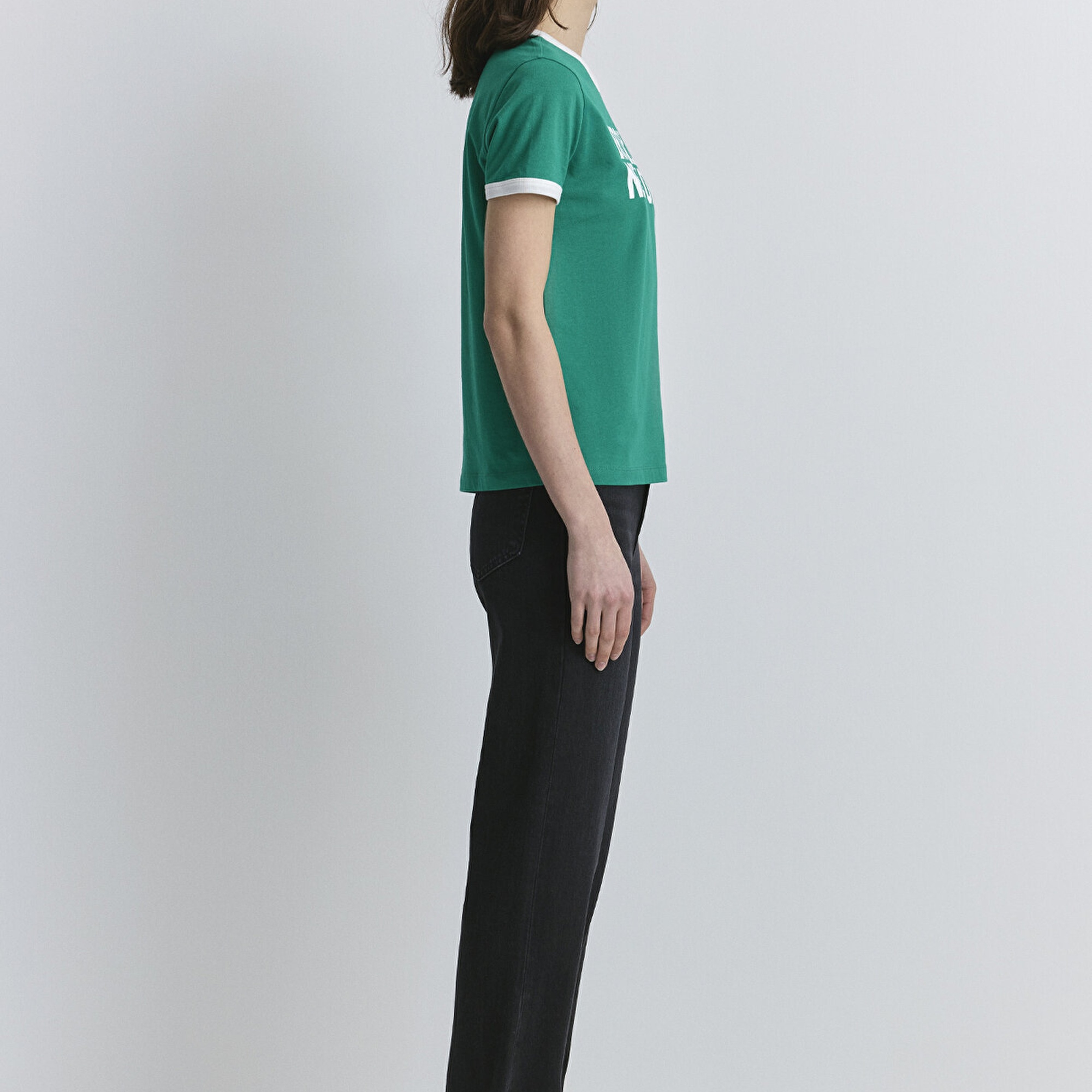 Mavi New York Baskılı Beyaz Biyeli Yeşil Tişört Slim Fit / Dar Kesim 1613061-71879