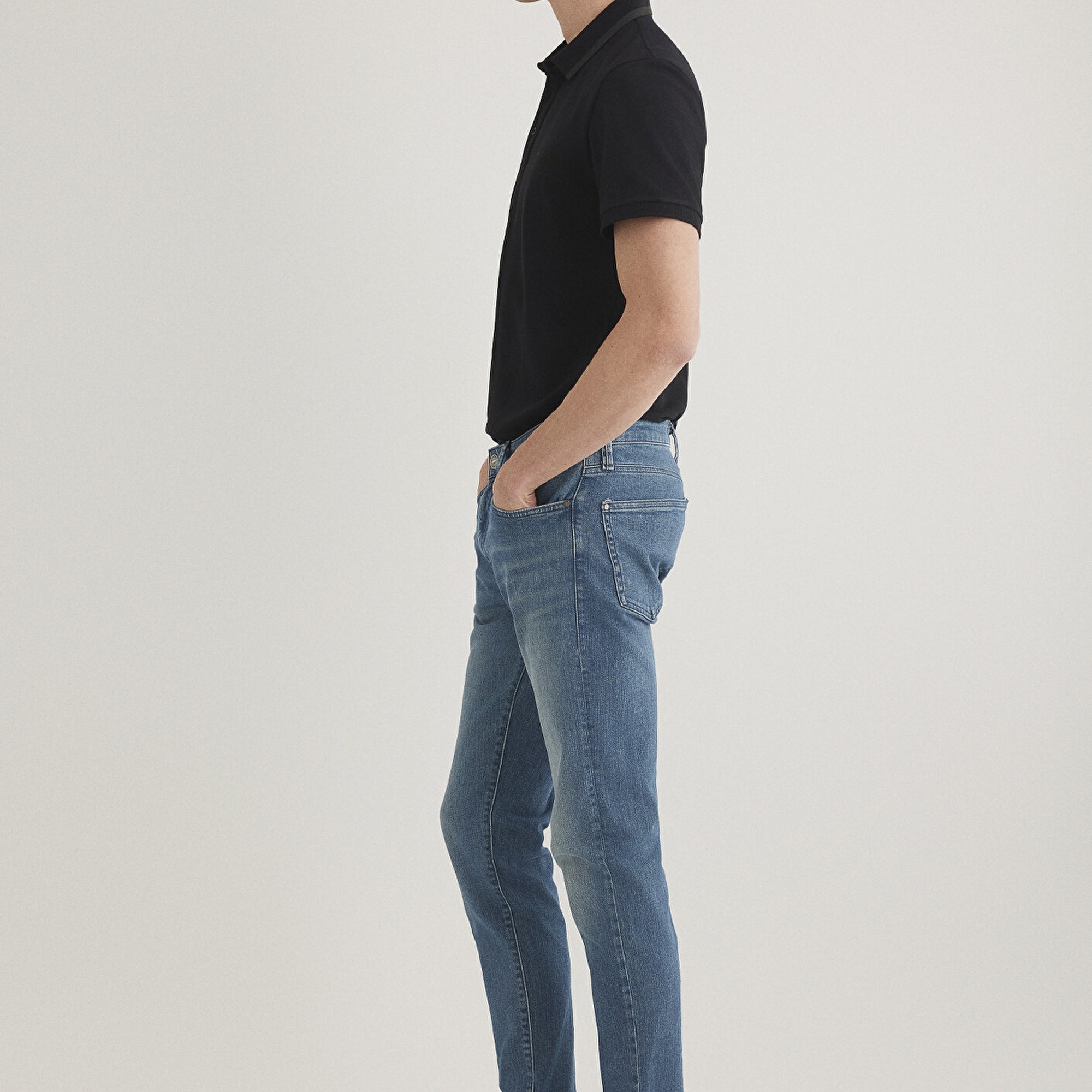 Mavi James Lux Black Gölgeli Puslu Indigo Mavisi Jean Pantolon 0042489352