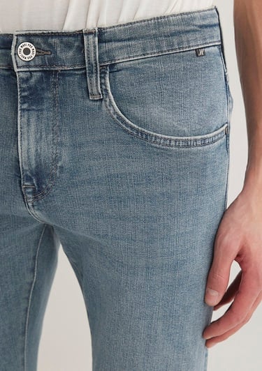  Mavi James Mavi Pro Gölgeli Indigo Mavisi Jean Pantolon 0042489555