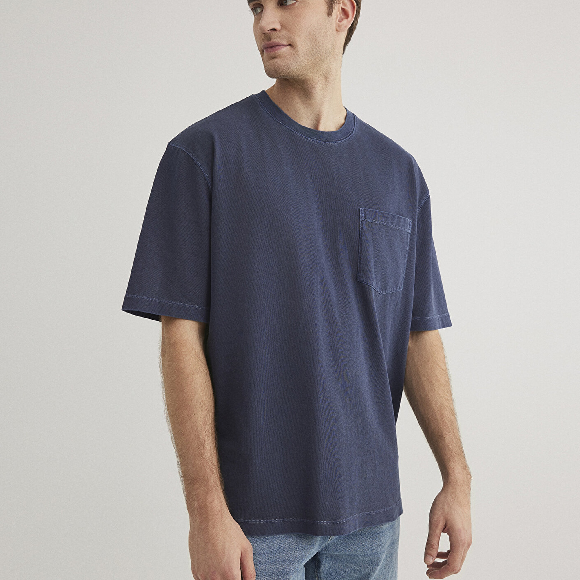 Mavi Cep Detaylı Lacivert Tişört Loose Fit / Bol Rahat Kesim 0612502-82183