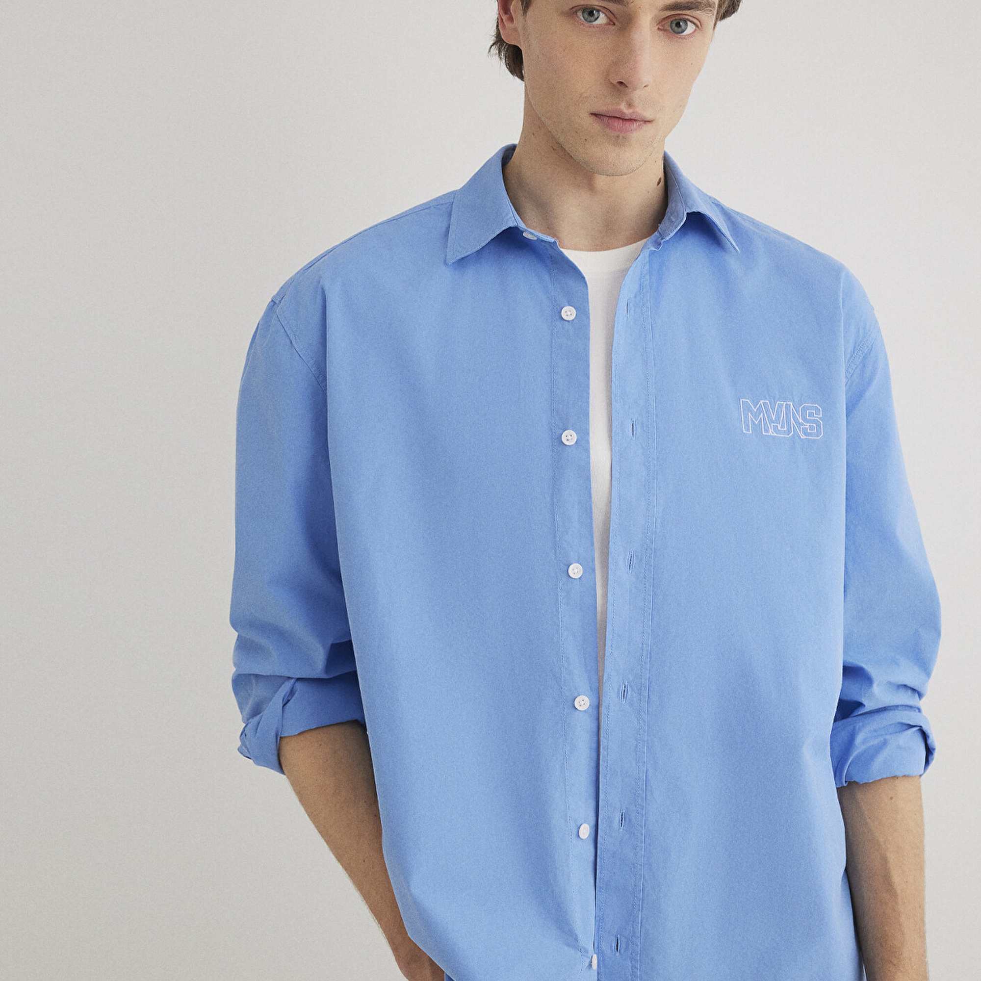 Mavi MVJNS Nakışlı Mavi Gömlek Loose Fit / Bol Rahat Kesim 0211432-70874