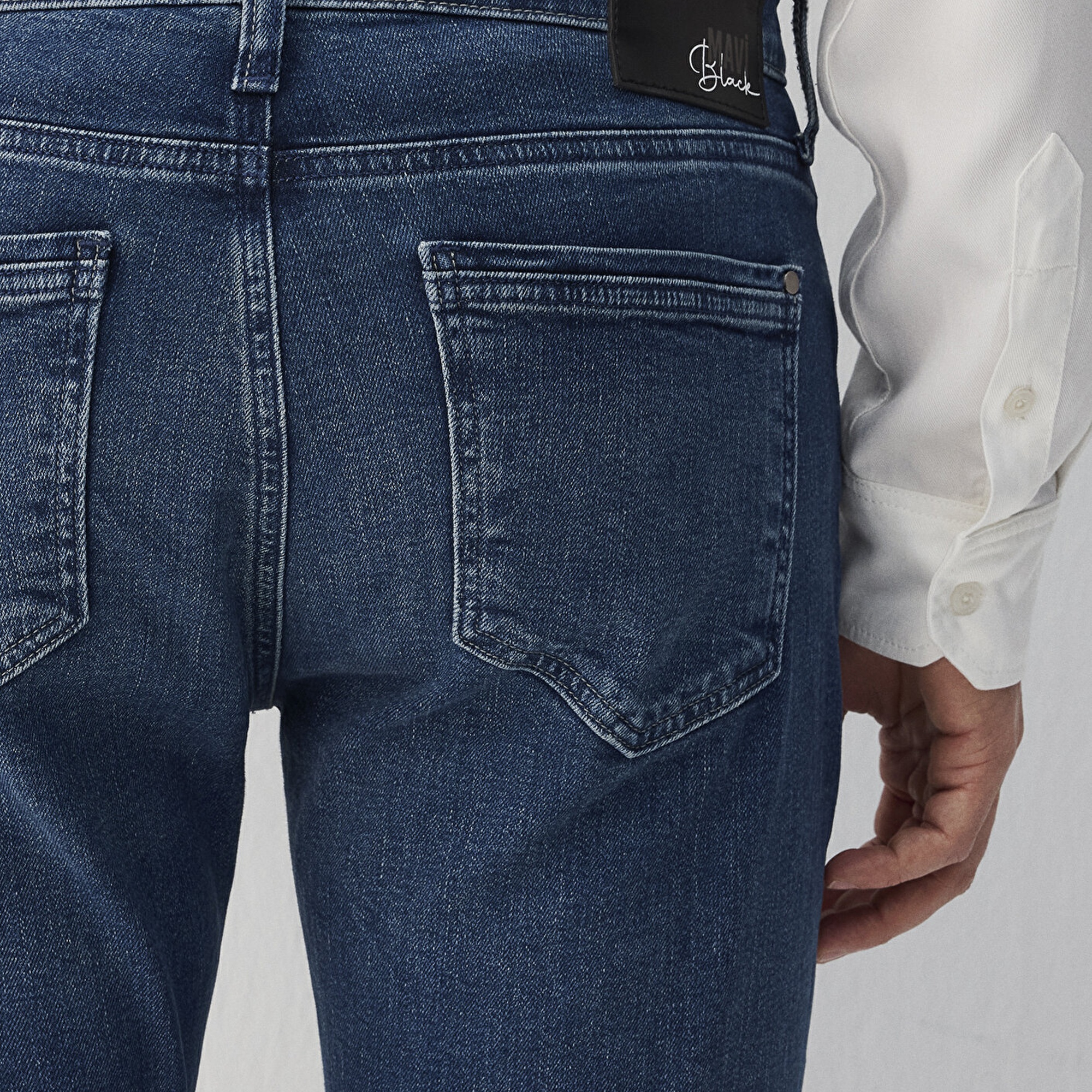 Mavi Marcus Lux Black İndigo Mavisi Jean Pantolon 0035189349