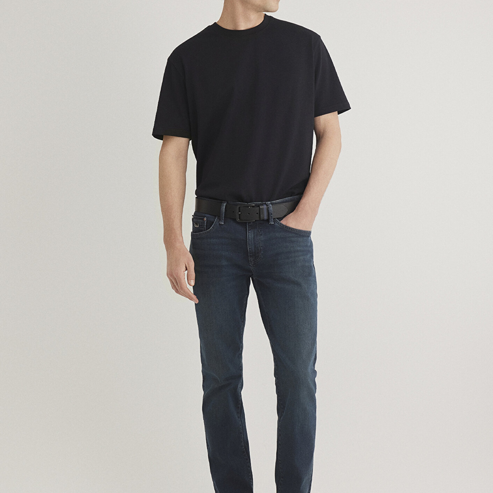 Mavi Marcus Lux Black Puslu Koyu Mavi Jean Pantolon 0035189351