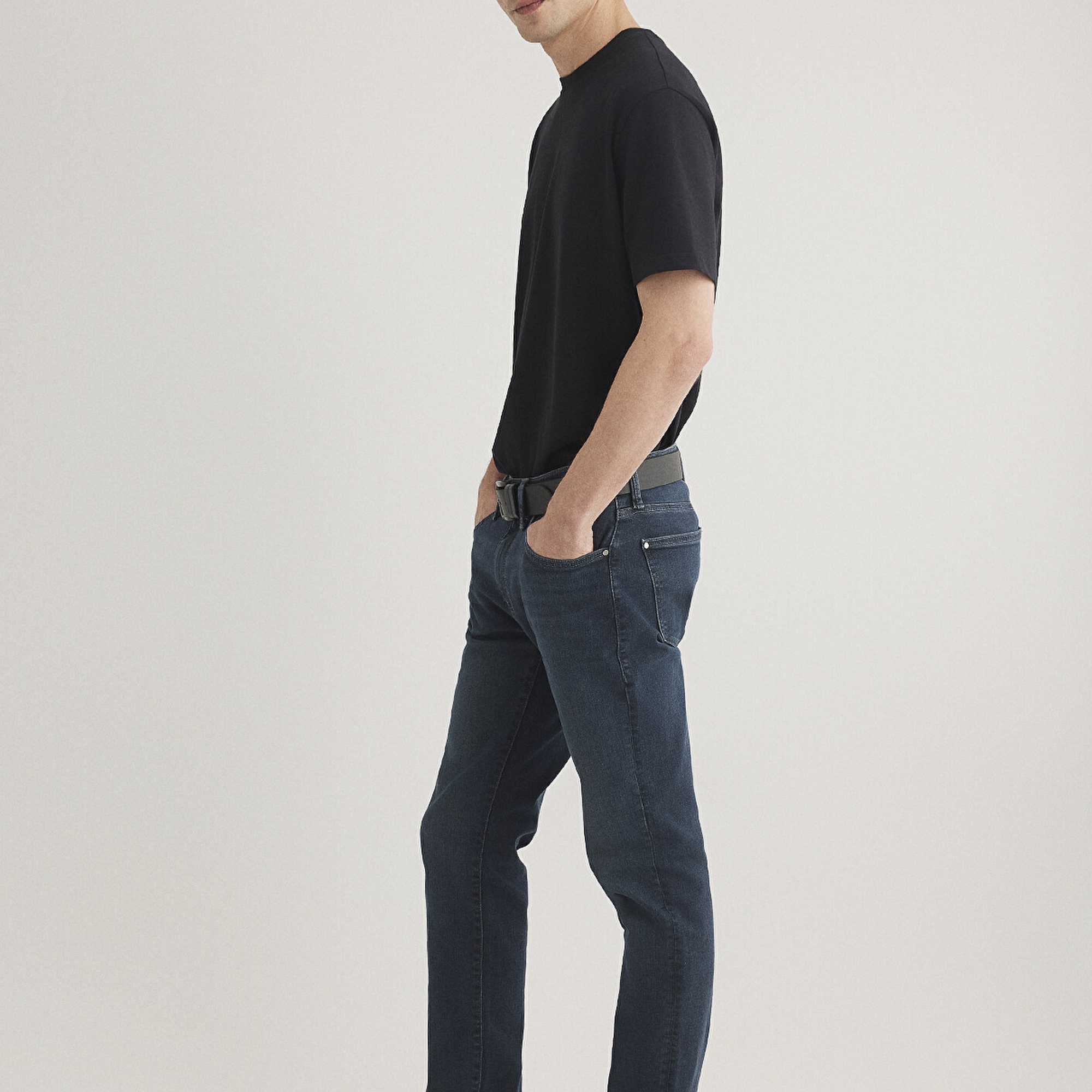 Mavi Marcus Lux Black Puslu Koyu Mavi Jean Pantolon 0035189351