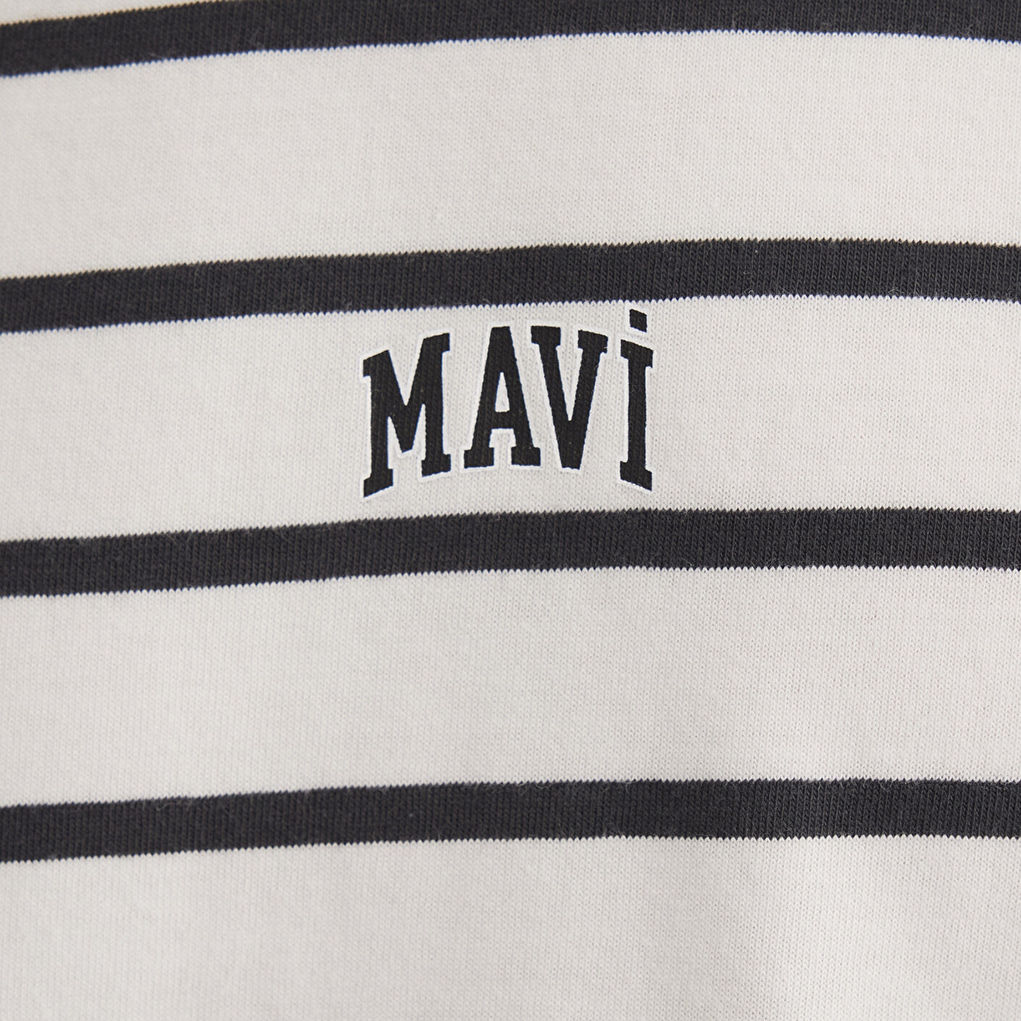 Mavi Mavi Logo Baskılı Beyaz Tişört Loose Fit / Bol Rahat Kesim 0612420-86678