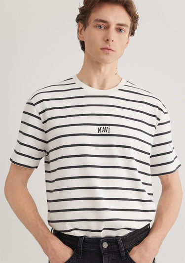  Mavi Mavi Logo Baskılı Beyaz Tişört Loose Fit / Bol Rahat Kesim 0612420-86678