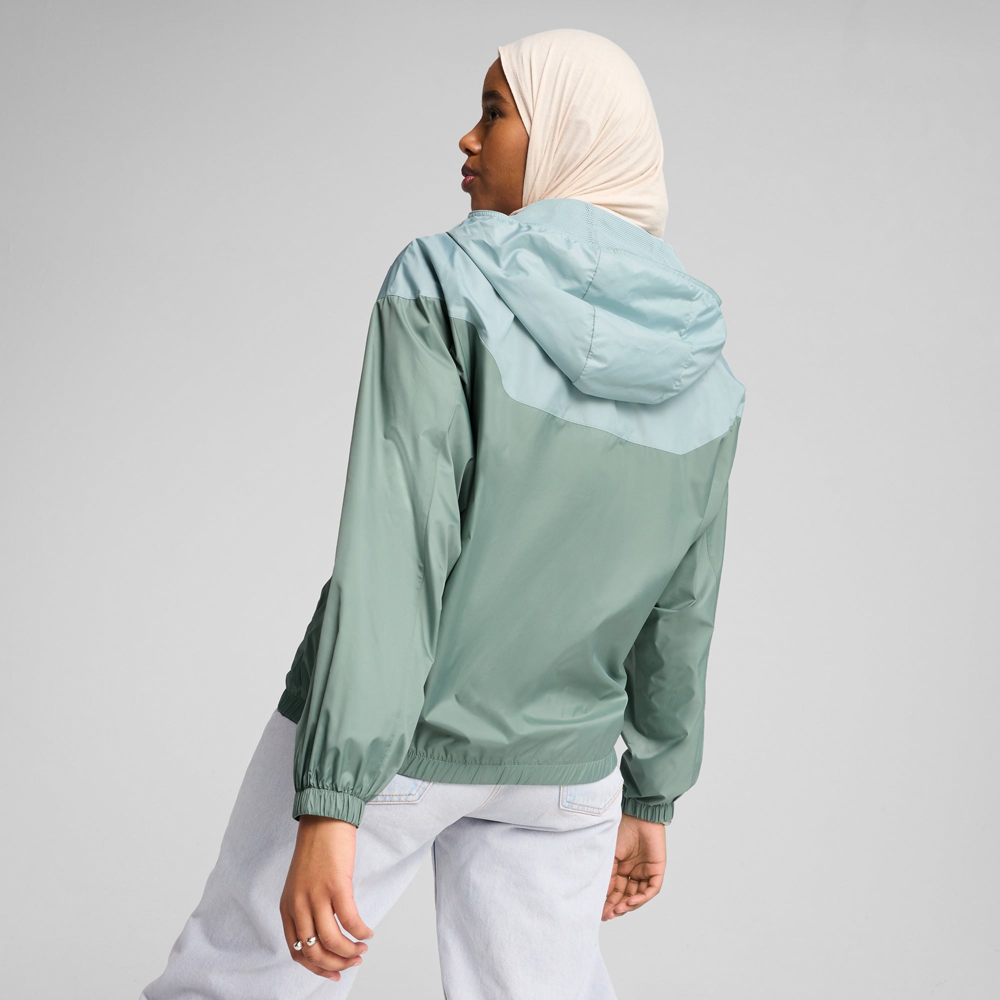 Puma Ess Relaxed Windbreaker Kadın Yeşil Yağmurluk