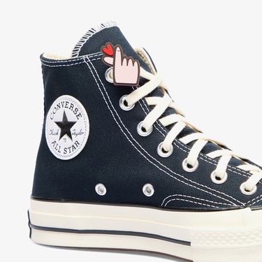  Converse Kalp Desenli Kırmızı Charm
