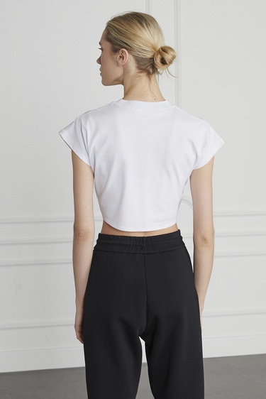  Bağlama Detaylı Tshirt