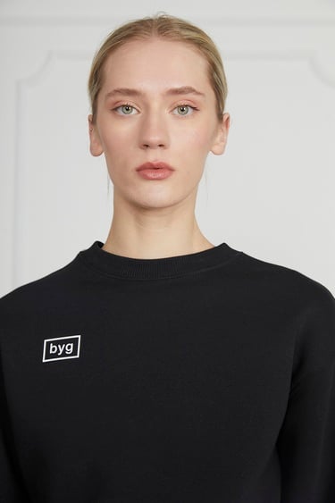  Basic Crop Sweatshirt