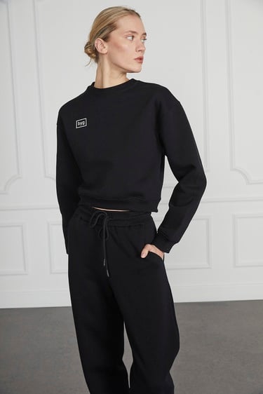  Basic Crop Sweatshirt