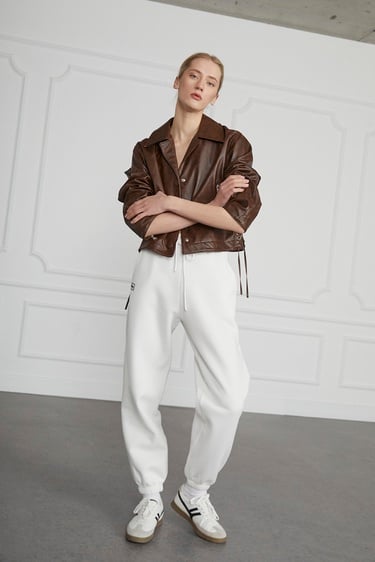  Biye Detaylı Deri Ceket